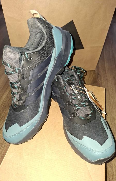 Маратонки Адидас Terrex