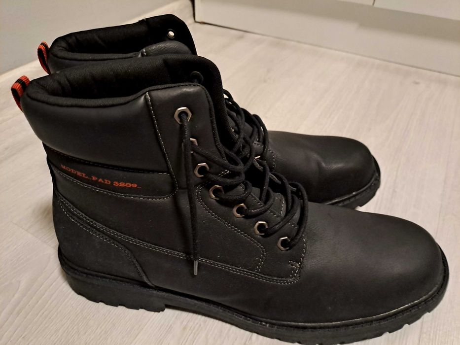 Черни Ботуши 46 номер