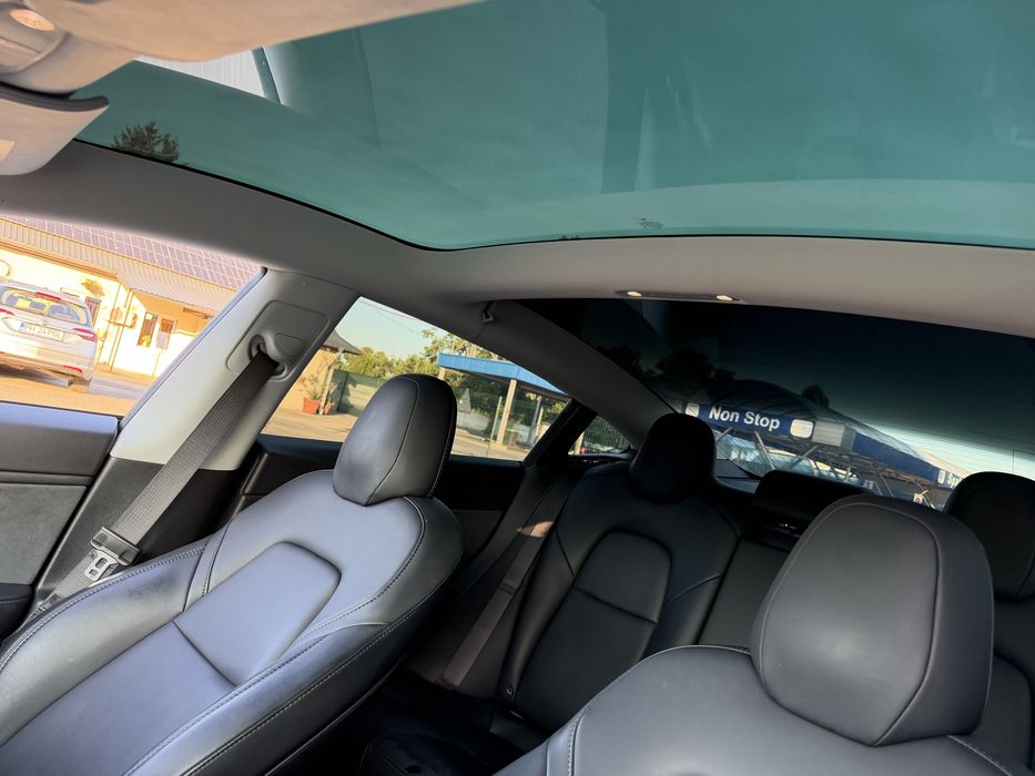 Tesla Model 3 Long Range