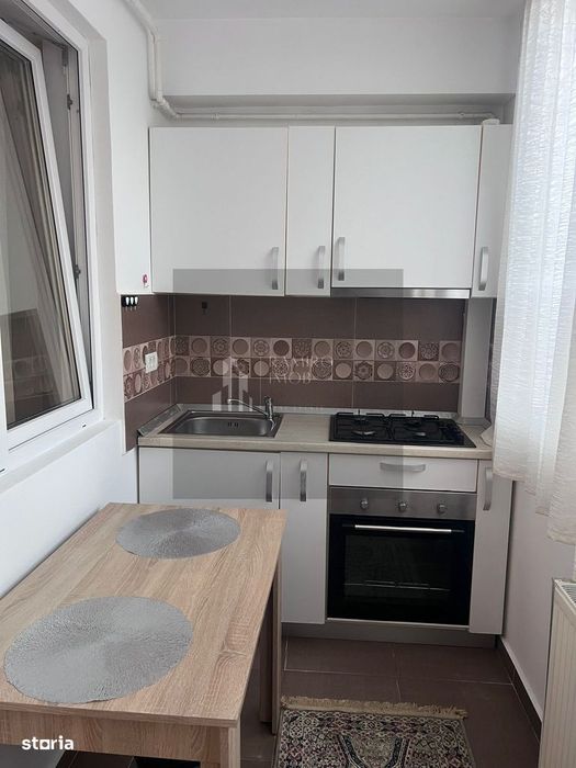 Garsoniera studio Militari Residence