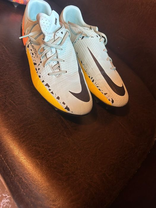 Vand ghete fotbal Nike Phantom GT2  Academy SG