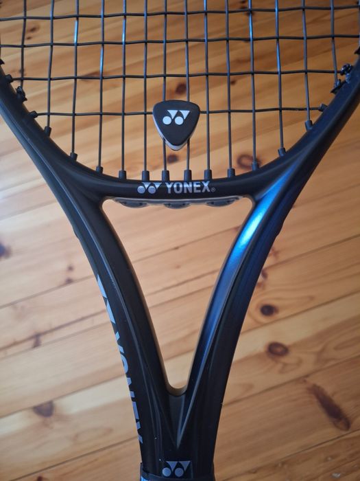 Yonex Ezone 100 - Тенис ракета