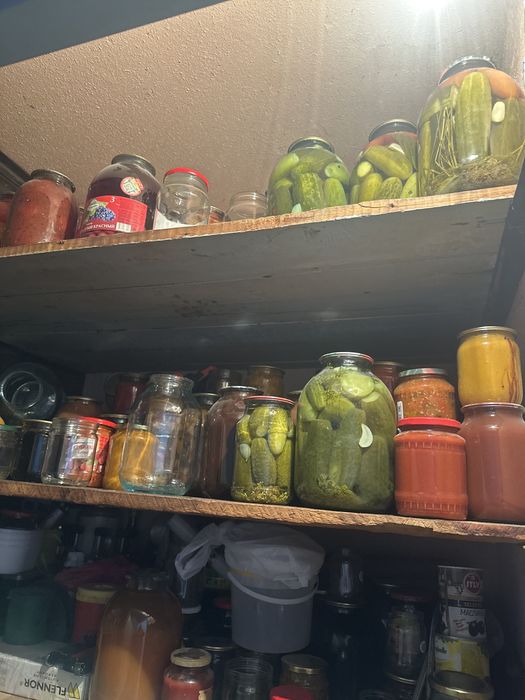 Соленья домашние в банках