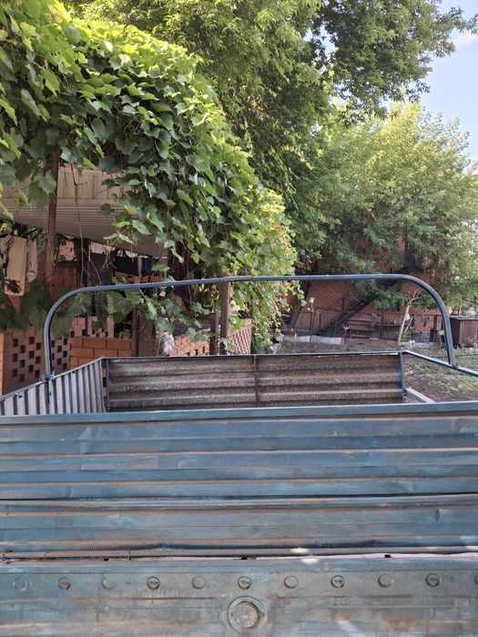 Продаётся два автоприцепа с техпаспортом