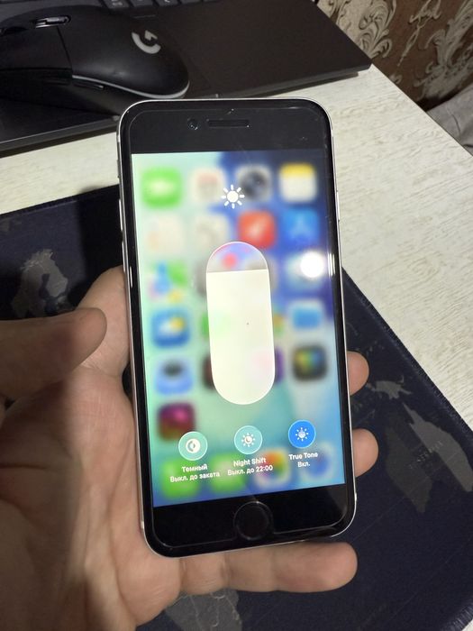 Iphone se 2020 64 gb