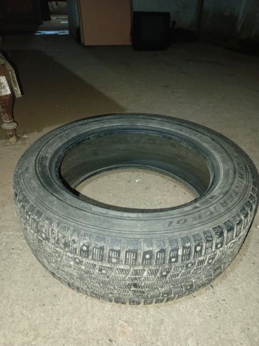 Продам комплект шин