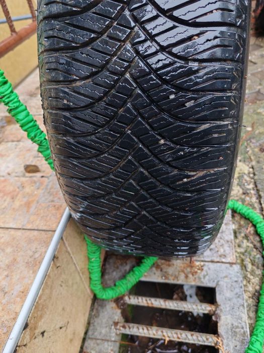 Гуми с джанти , 15ки.