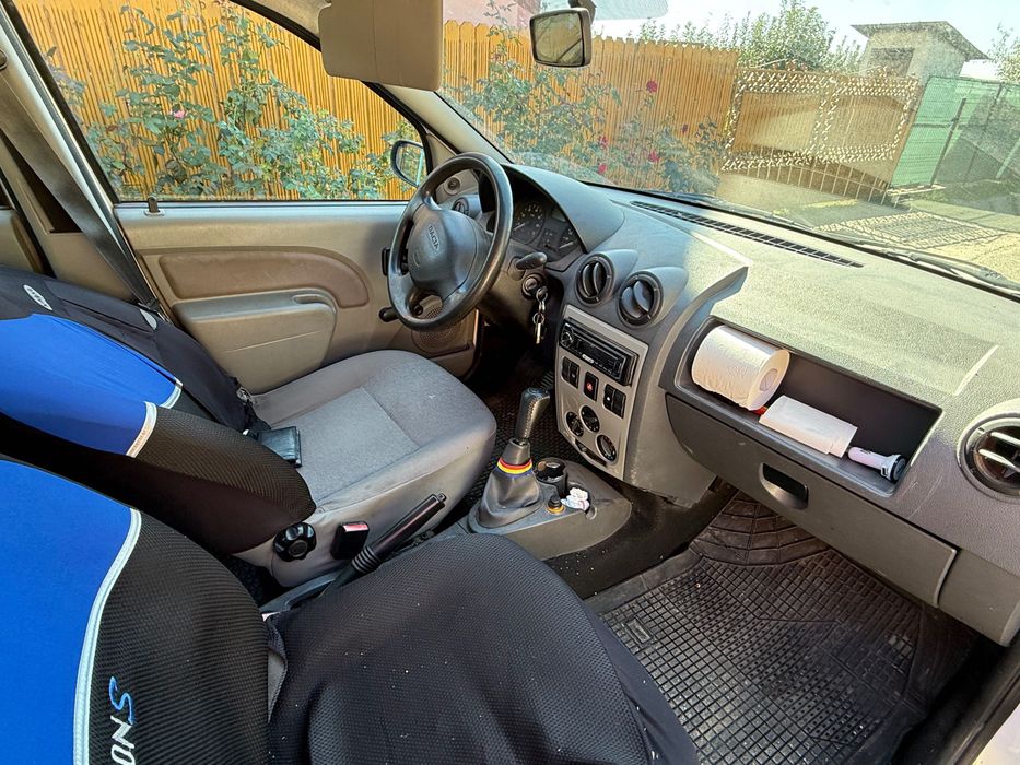 Dacia Logan 2006