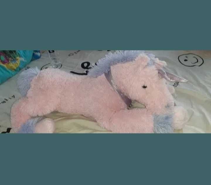 Unicorn roz, mare si pufos, 85 cm