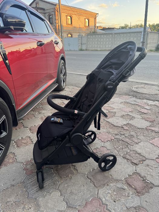Продам Коляску Ergobaby Metro+