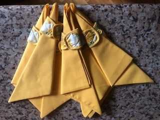 Предметы для оформления интерьера с подсолнухами