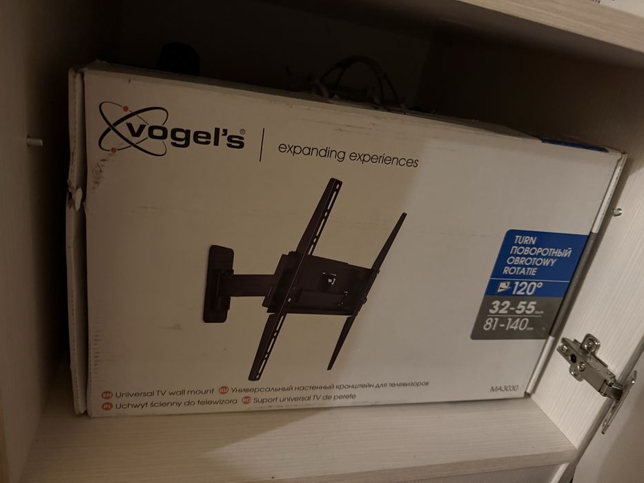 Suport tv vogel cu brat dimensiuni intre 32 si 55 inch