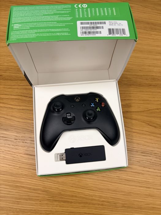 Controller Xbox One + Adaptor Wireless PC, Stare buna