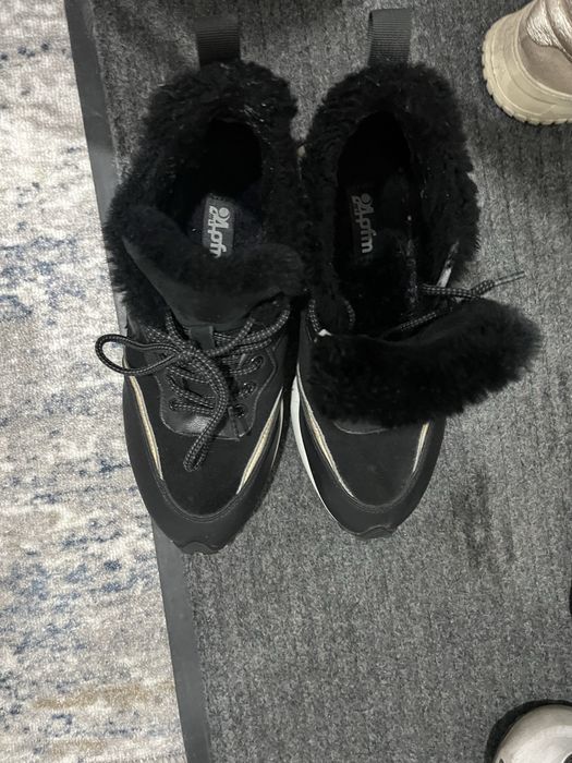 Продам обувь зимняя 40-41