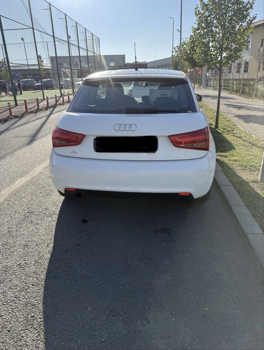 De vanzare,Audi A1, an 2010,euro 5 ,motor 1.2 benzina