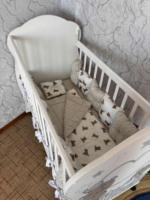 Детская кроватка