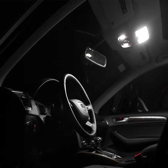 Гаранция! Нови Интериорни LED Крушки за Audi Q7