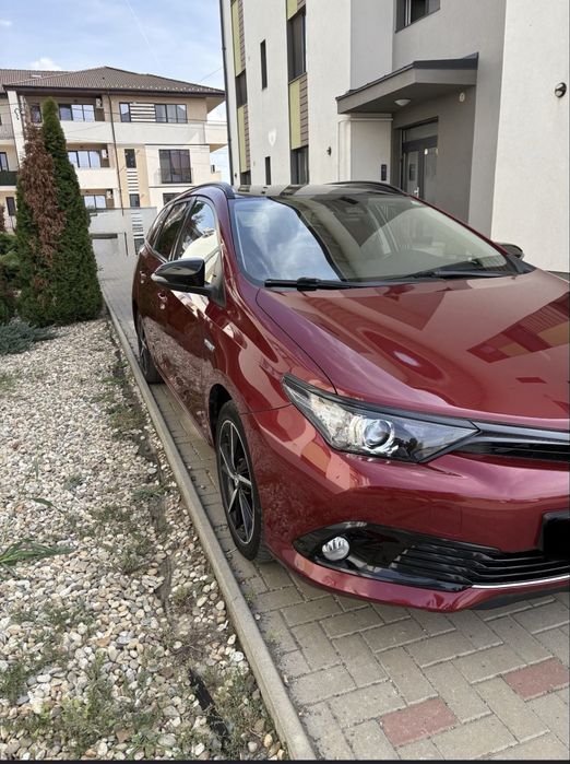 Toyota Auris 2016 : plus de fonctionnalités multimédia et de plaisir au