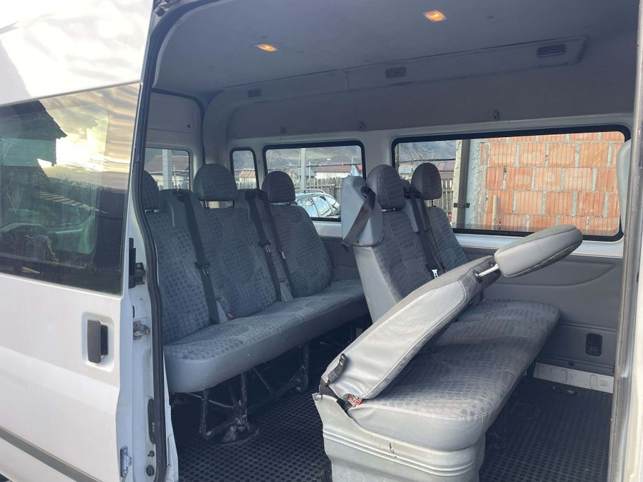 Ford transit 8+1 locuri