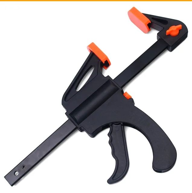 Дърводелска стяга