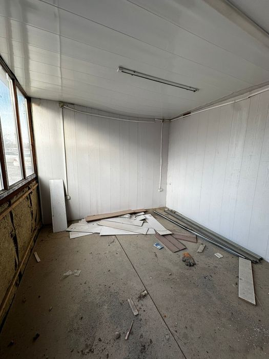 Ларек, контейнер