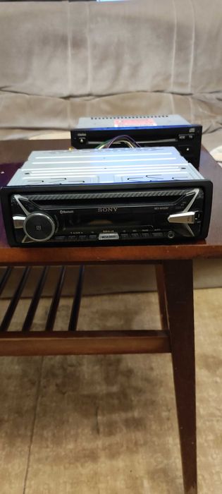 Radio cd player auto Sony și clarion