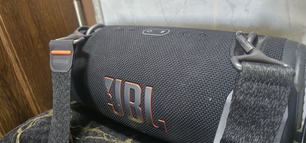 Vând boxă Jbl extreme 3