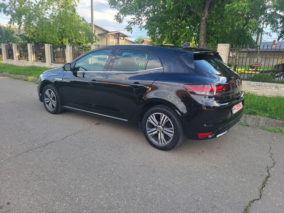 Renault Megane 4 Face-lift 1.5 diesel 2020 full led  cockpit  euro  6