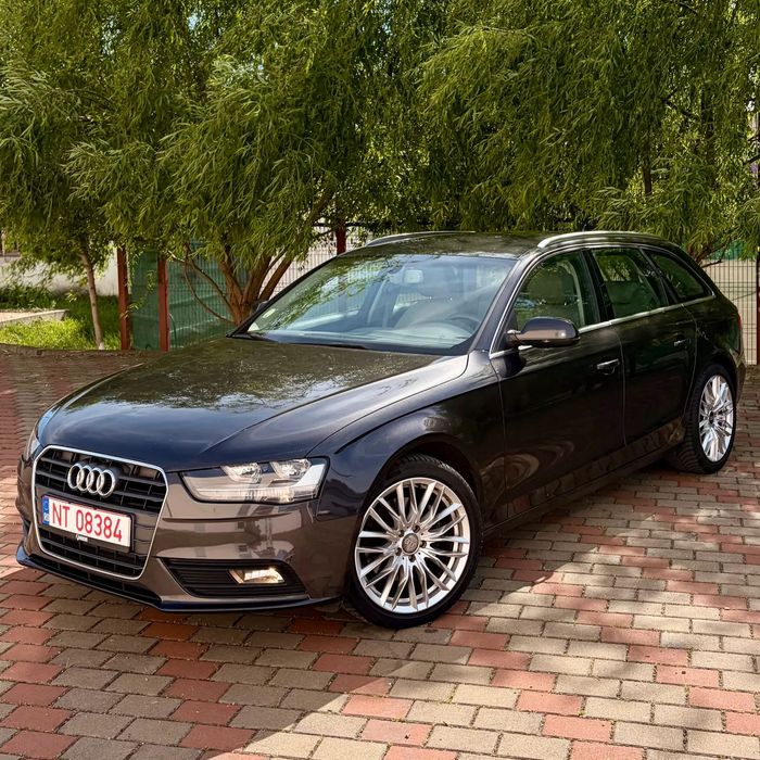 Audi A4 Avant 2.0 TDI ultra DPF Attraction