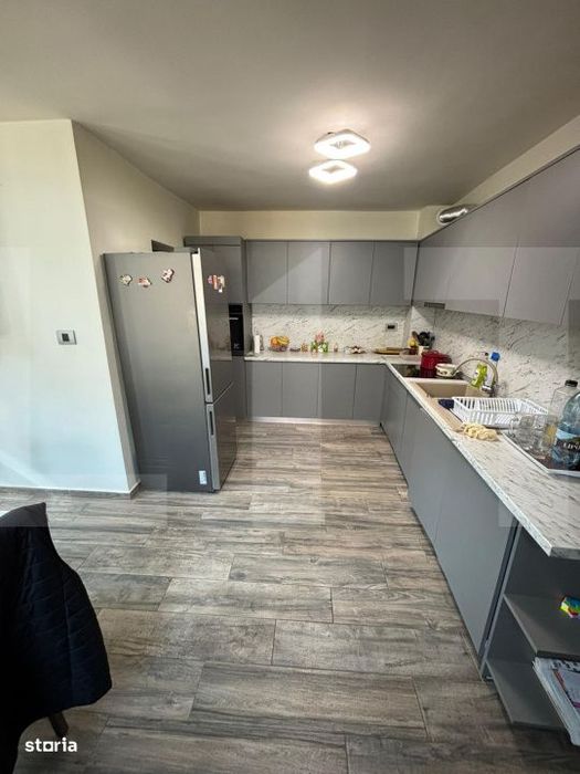 Casa moderna, cu sauna, 7 camere, pompa de caldura si panouri fotovolt