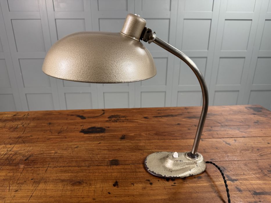 Винтидж индустриална настолна лампа У012-1