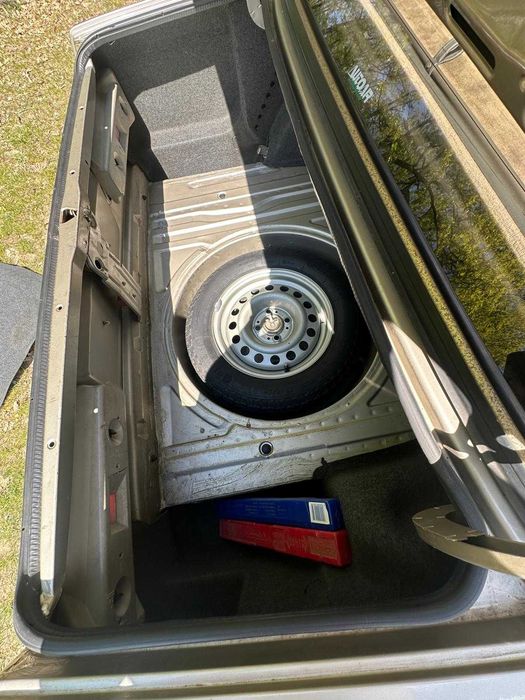 BMW 320I E30 manual,clima (accept schimburi)