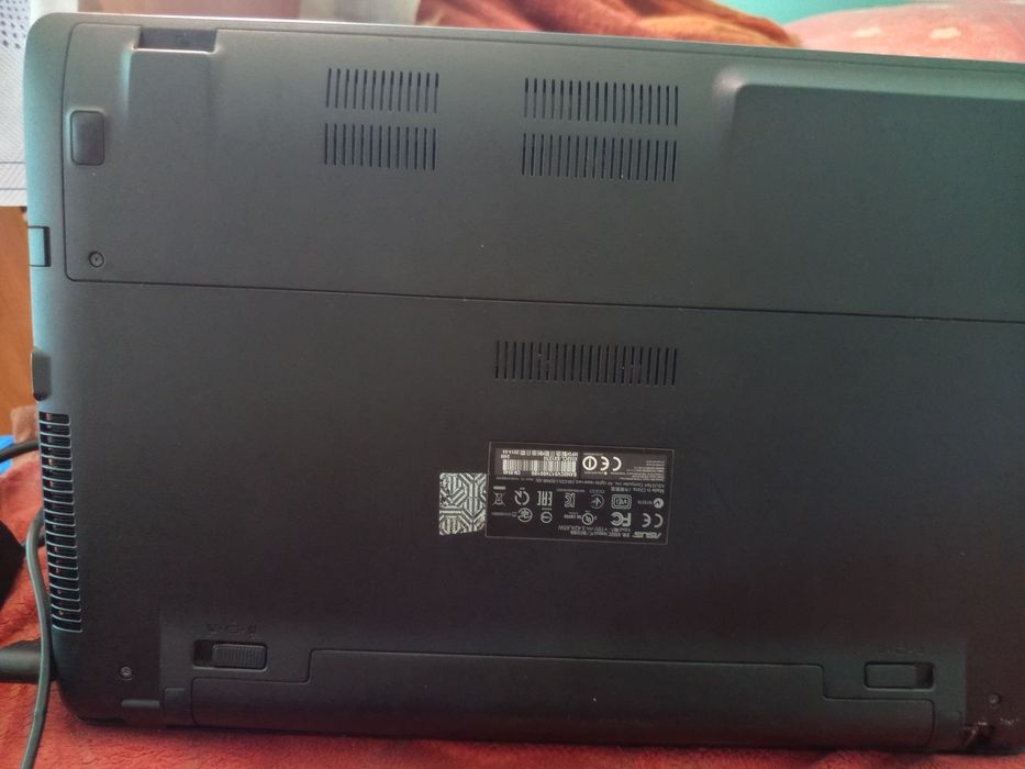 Продам ноутбук asus