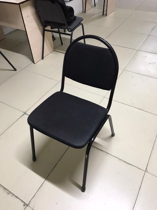 Продам офисный стулья срочно