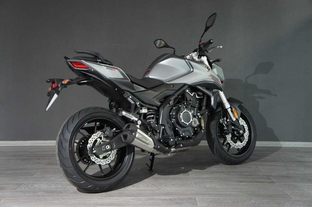 Мотоцикл Voge R525