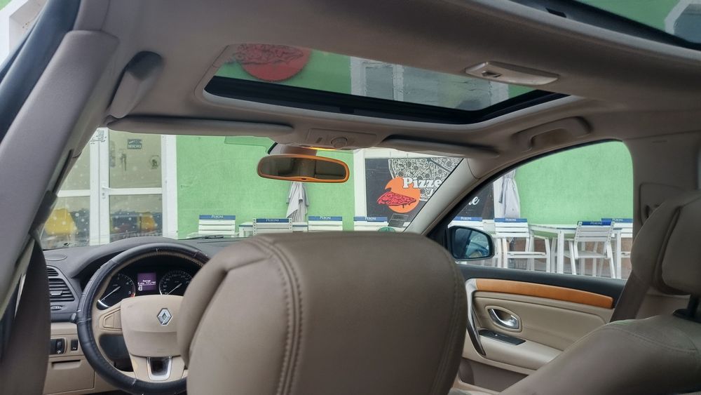 Renault Laguna 3 INITIALE -2.0dCi (173 CP )Full Option