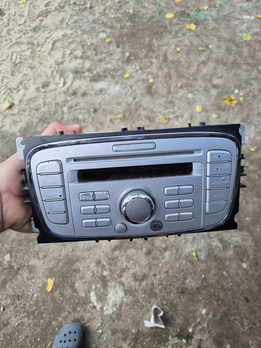 Casetofon ford focus