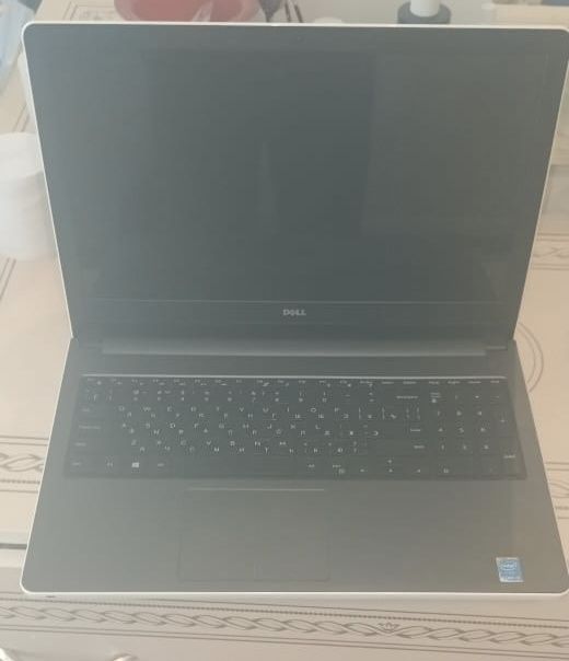 Нотбук сатылады.  Күтіп ұсталған