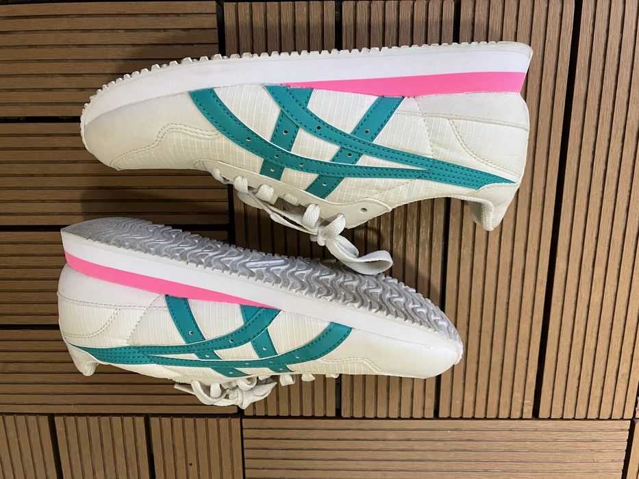 Asics Маратонки 39 номер 25 см. стелка