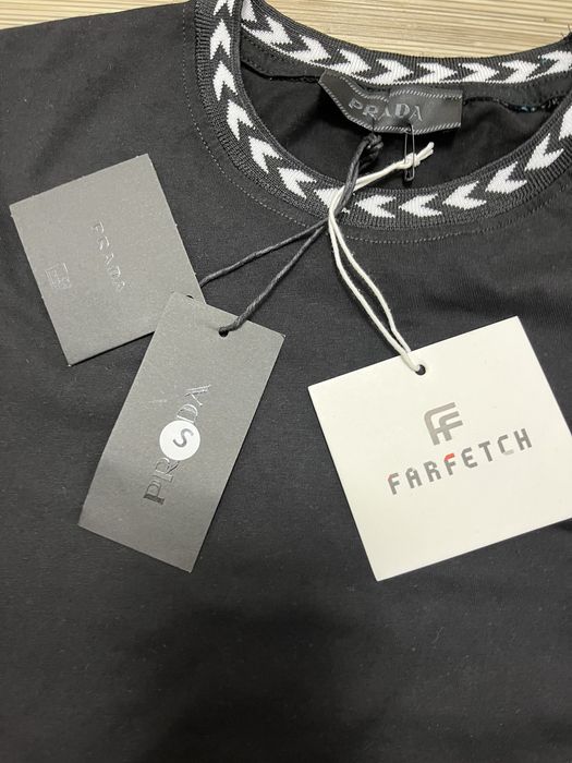 Tricou Prada mărimea XXL,nou cu etichetă