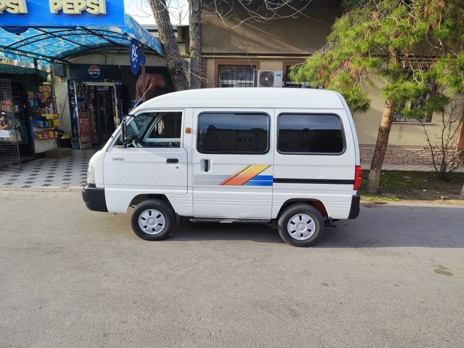 Chevrolet damas delux