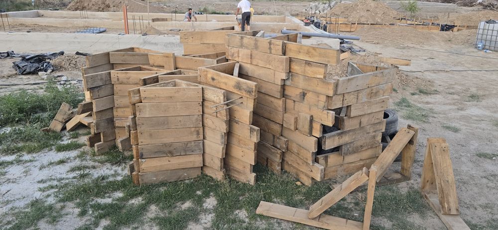 Продаются Уголки под опалубку