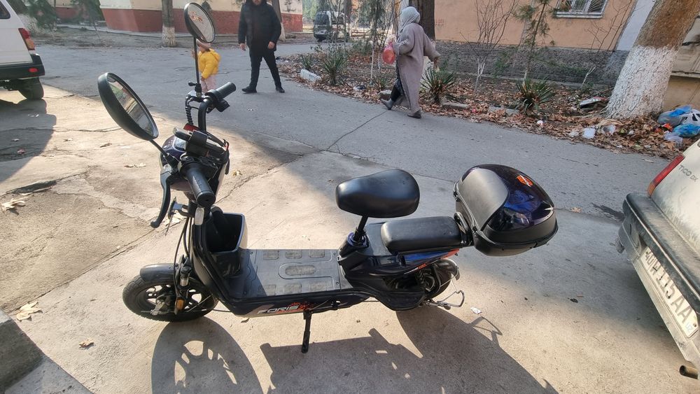 Электрический скутер