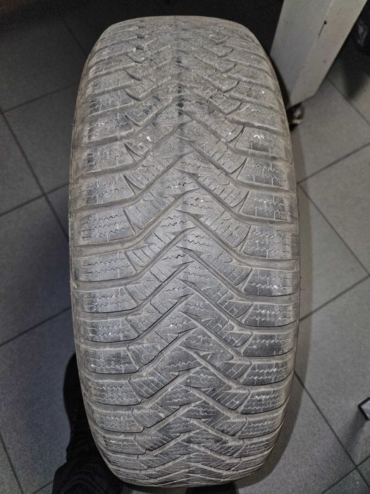 Зимни гуми LAUFENN 185/ 65/ R15 - 4 бр