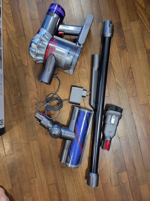Акумулаторна безжична Прахосмукачка Dyson V8 Advanced