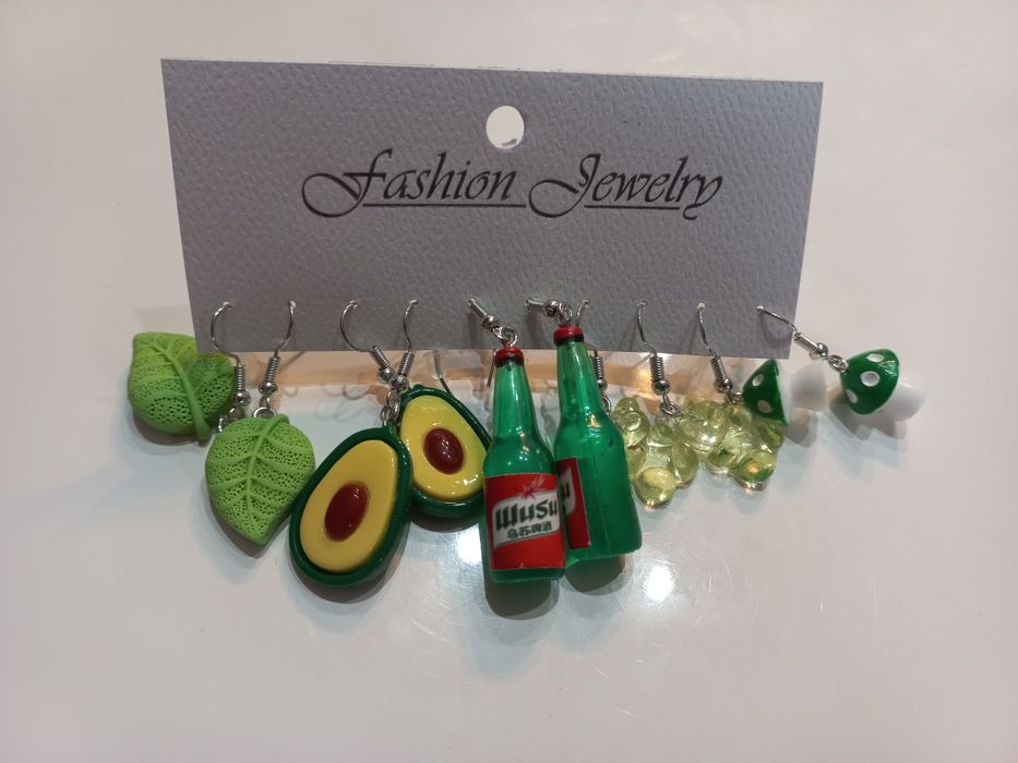 НОВ комплект обеци