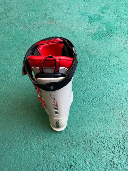 Set ski uri cu clăpari și bete