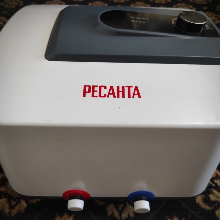 Продам водонагреватель BH-10H PECAHTA