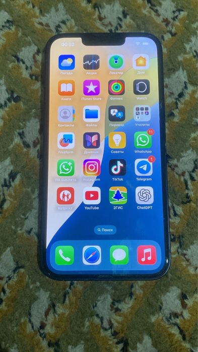 Айфон 14 в хорошем состояние