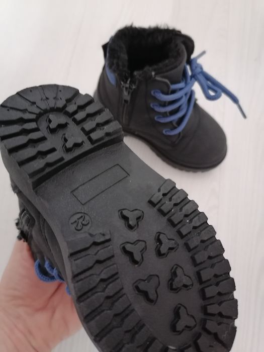 Зимни ботушки н. 22